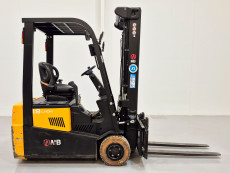 Carretilla Elevadora Electrica 3 ruedas mb forklift CPD18TVL (Litio) 80V 205Ah - 3521026 | Europea de Carretillas