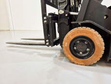 Carretilla Elevadora Electrica 3 ruedas mb forklift CPD18TVL (Litio) 80V 205Ah - 3521027 | Europea de Carretillas