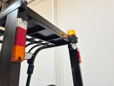 Carretilla Elevadora Electrica 3 ruedas mb forklift CPD18TVL (Litio) 80V 205Ah - 3521070 | Europea de Carretillas
