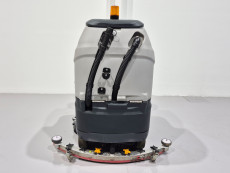 Fregadora Industrial Conductor Sentado bhior B860 - 3543003 | Europea de Carretillas