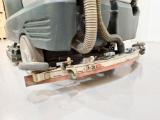 Fregadora Industrial Conductor Sentado bhior B1060 - 3544003 | Europea de Carretillas