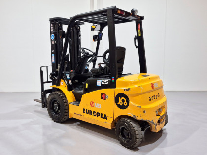 Carretilla Elevadora Electrica 4 ruedas mb forklift EFL253 (Litio) 80V 205Ah - 3629003 | Europea de Carretillas 2