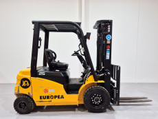 Carretilla Elevadora Electrica 4 ruedas mb forklift EFL253 (Litio) 80V 205Ah - 3629003 | Europea de Carretillas