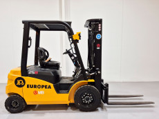 Carretilla Elevadora Electrica 4 ruedas mb forklift EFL253 (Litio) 80V 280Ah - 3629014 | Europea de Carretillas