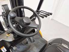 Carretilla Elevadora Electrica 4 ruedas mb forklift EFL253 (Litio) 80V 205Ah - 3629033 | Europea de Carretillas