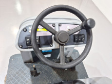 Barredora Conductor sentado bhior BS1400 - 3640007 | Europea de Carretillas