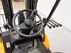 Carretilla Elevadora Electrica 4 ruedas mb forklift EFL353 - 3662003 | Europea de Carretillas