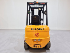 Carretilla Elevadora Electrica 4 ruedas mb forklift EFL353 - 3662011 | Europea de Carretillas