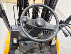 Carretilla Elevadora Electrica 4 ruedas mb forklift EFL353 - 3662011 | Europea de Carretillas