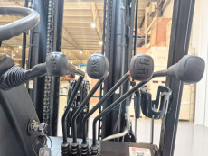 Carretilla Elevadora Electrica 4 ruedas mb forklift EFL353 - 3662011 | Europea de Carretillas