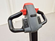 Transpaleta Electrica mb forklift XP15 (Litio) 24V 60Ah - 3761002 | Europea de Carretillas
