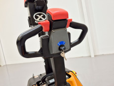 Transpaleta Electrica mb forklift XP15 (Litio) 24V 60Ah - 3761002 | Europea de Carretillas