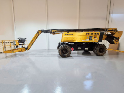 Plataforma Articulada Diesel haulotte HA32RTJPRO - 3783002 | Europea de Carretillas