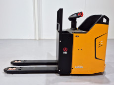 Transpaleta Electrica con plataforma mb forklift KPL201H (Litio) 24V 205Ah - 3822011 | Europea de Carretillas