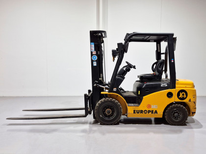 Carretilla Elevadora Diesel mb forklift CPCD25T8-G51 - 3823002 | Europea de Carretillas