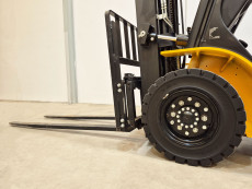 Carretilla Elevadora Diesel mb forklift CPCD25T8-G51 - 3823011 | Europea de Carretillas