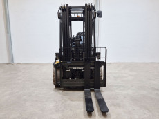 Carretilla Elevadora Electrica 4 ruedas caterpillar EP55NH - 3970002 | Europea de Carretillas