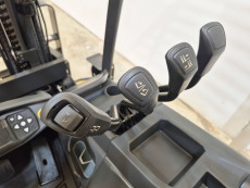 Carretilla Elevadora Electrica 4 ruedas caterpillar EP55NH - 3970002 | Europea de Carretillas