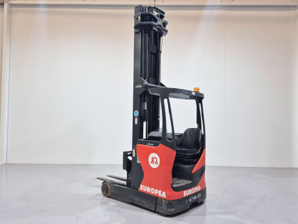 Carretilla Retractil conductor sentado linde R16HD-01 - 740022 | Europea de Carretillas 2