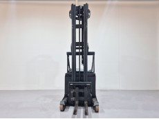 Carretilla Retractil conductor sentado linde R16HD-01 - 740022 | Europea de Carretillas