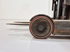 Carretilla Retractil conductor sentado linde R20 - 741008 | Europea de Carretillas