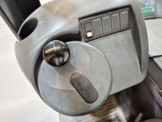 Carretilla Retractil conductor sentado linde R20 - 741008 | Europea de Carretillas