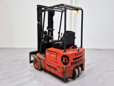 Carretilla Elevadora Electrica 3 ruedas linde E12Z - 1353004 | Europea de Carretillas