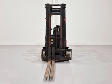 Carretilla Elevadora Electrica 3 ruedas linde E12Z - 1353004 | Europea de Carretillas