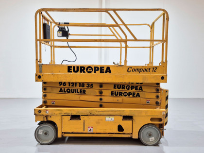 Plataforma Tijera Electrica haulotte COMPACT 12 - 1454029 | Europea de Carretillas