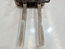 Carretilla Elevadora Electrica 3 ruedas toyota 7FBEF18 - 1458003 | Europea de Carretillas