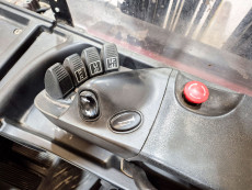 Carretilla Retractil conductor sentado hyster R1.6 - 2188006 | Europea de Carretillas