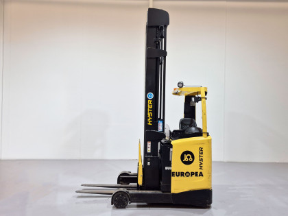 Carretilla Retractil conductor sentado hyster R1.6 HD - 2188007 | Europea de Carretillas