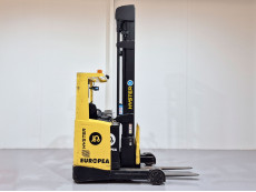 Carretilla Retractil conductor sentado hyster R1.6 HD - 2188007 | Europea de Carretillas