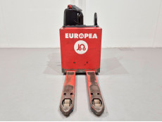 Transpaleta Electrica con plataforma mb forklift KPL201 (Litio) - 3299010 | Europea de Carretillas