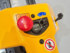 Transpaleta Electrica mb forklift EPT20-15ET (Gel) - 1952165 | Europea de Carretillas