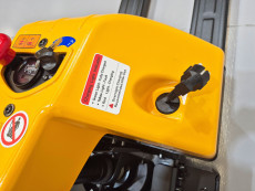 Transpaleta Electrica mb forklift EPT20-15ET (Gel) - 1952165 | Europea de Carretillas