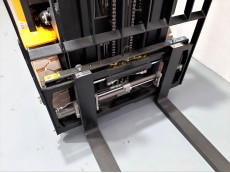 Carretilla Elevadora Electrica 4 ruedas mb forklift EFL181 (Litio) - 3234008 | Europea de Carretillas