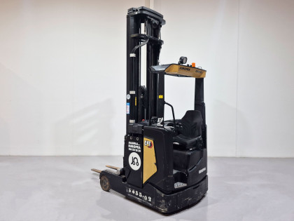 Carretilla Retractil conductor sentado caterpillar NR14N2HS (Litio) - 3455002 | Europea de Carretillas 2