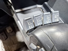 Carretilla Retractil conductor sentado caterpillar NR14N2HS (Litio) - 3455002 | Europea de Carretillas