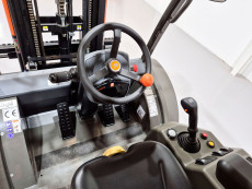Carretilla Elevadora Todoterreno 4x4 ausa C201 Hx4 - 3703012 | Europea de Carretillas
