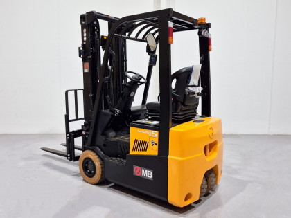 Carretilla Elevadora Electrica 3 ruedas mb forklift CPD15TVL (Litio) 80V 150Ah - 3781021 | Europea de Carretillas 2