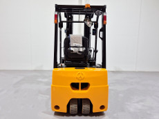 Carretilla Elevadora Electrica 3 ruedas mb forklift CPD15TVL (Litio) 80V 150Ah - 3781021 | Europea de Carretillas