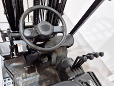 Carretilla Elevadora Electrica 3 ruedas mb forklift CPD15TVL (Litio) 80V 150Ah - 3781021 | Europea de Carretillas