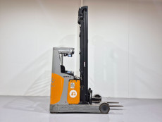 Carretilla Retractil conductor sentado still FM-X 25 - 3854002 | Europea de Carretillas