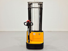Apilador Electrico conductor a pie mb forklift ESA121 (2S330) (Gel) - 3856003 | Europea de Carretillas