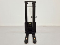 Apilador Electrico conductor a pie mb forklift ESA121 (2S330) (Gel) - 3856003 | Europea de Carretillas