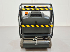 Barredora Conductor sentado bhior BS1300HXL - 3860002 | Europea de Carretillas