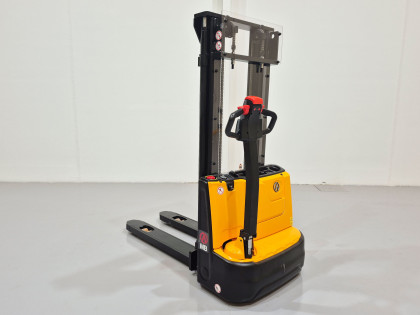 Apilador Electrico conductor a pie mb forklift ESA121 (2S270) (Gel) - 3872003 | Europea de Carretillas 2