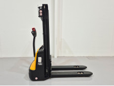 Apilador Electrico conductor a pie mb forklift ESA121 (2S270) (Gel) - 3872003 | Europea de Carretillas