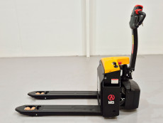 Transpaleta Electrica mb forklift EPT20-15ET2H (Gel y Rueda Goma) - 3875006 | Europea de Carretillas